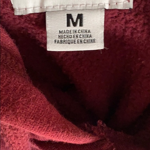 Sweaters - Picture 4 of 4